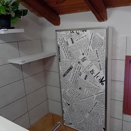 Casa Happy - La Mansarda Del Sorriso Con Parcheggio Privato A Valcorrente 卡塔尼亚