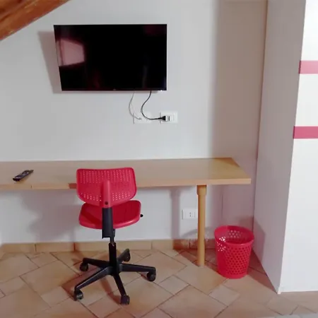 Casa Happy - La Mansarda Del Sorriso Con Parcheggio Privato A Valcorrente Apartament Belpasso