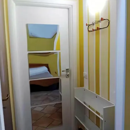 Casa Happy - La Mansarda Del Sorriso Con Parcheggio Privato A Valcorrente Belpasso