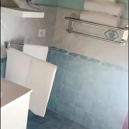 Casa Happy - La Mansarda Del Sorriso Con Parcheggio Privato A Valcorrente Belpasso