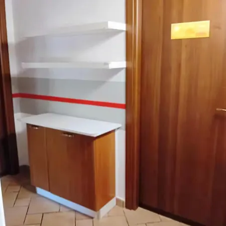 Casa Happy - La Mansarda Del Sorriso Con Parcheggio Privato A Valcorrente Apartament